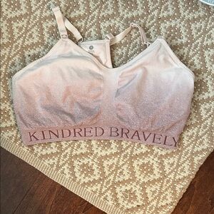 Kindred Bravely Sublime Hands-Free Pumping and Nursing in Blush Pink/Purple